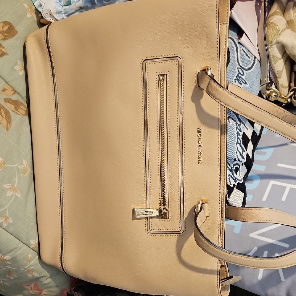 Michael Kors Beige Leather Tote